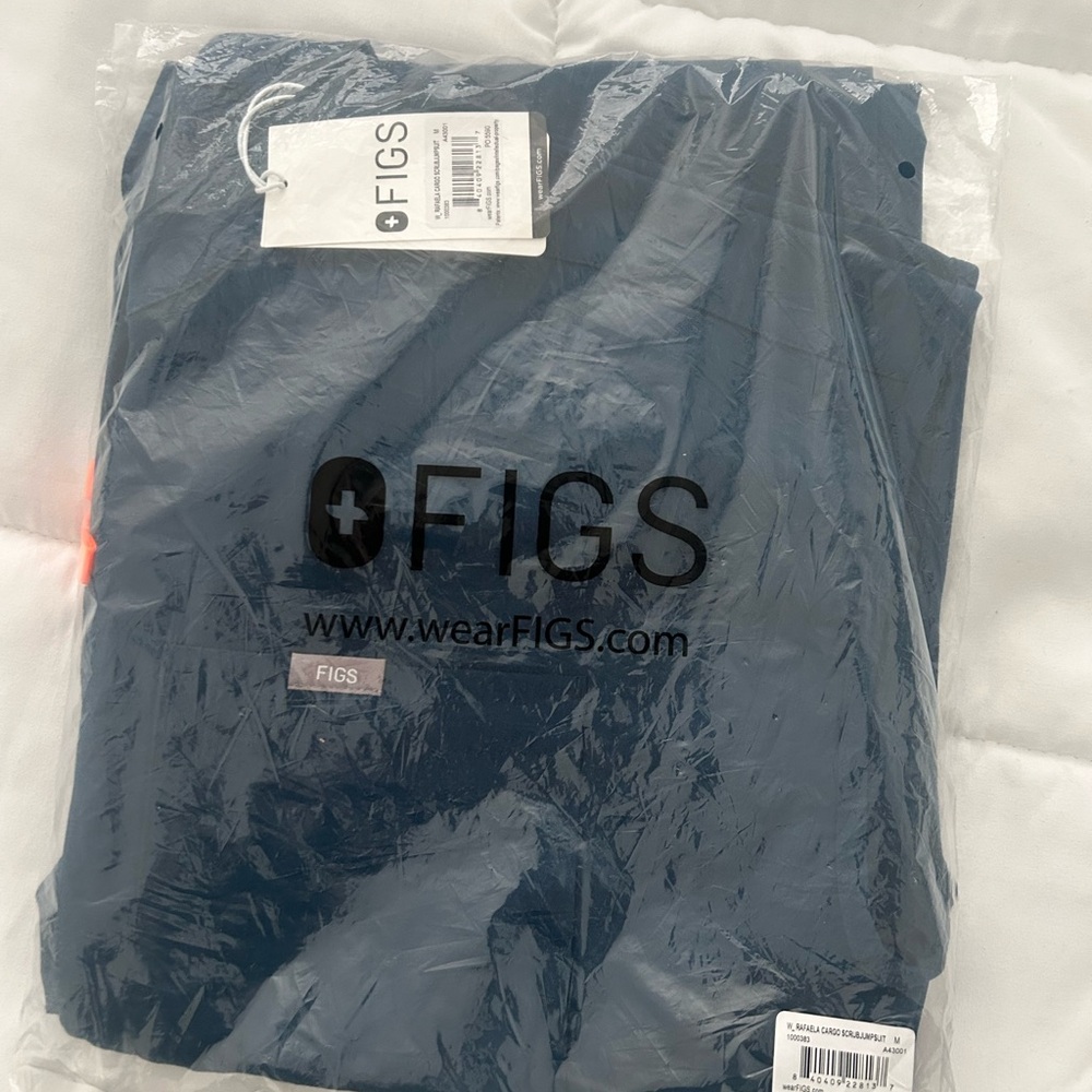 Figs Rafaela Cargo scrubjumpsuit